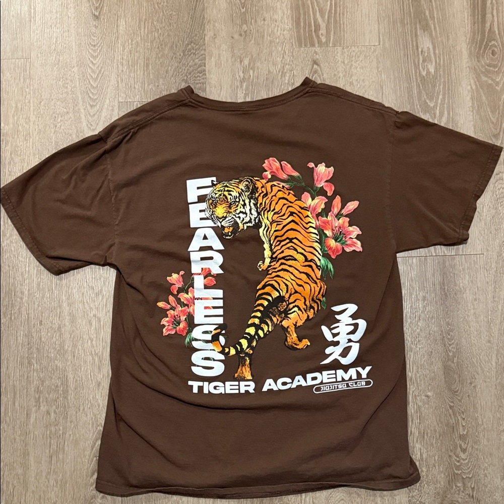 Fearless Tiger Academy Jujitsu Club T-Shirt (Large,Men’s)